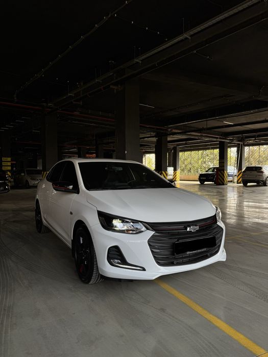 Chevrolet Onix Redline