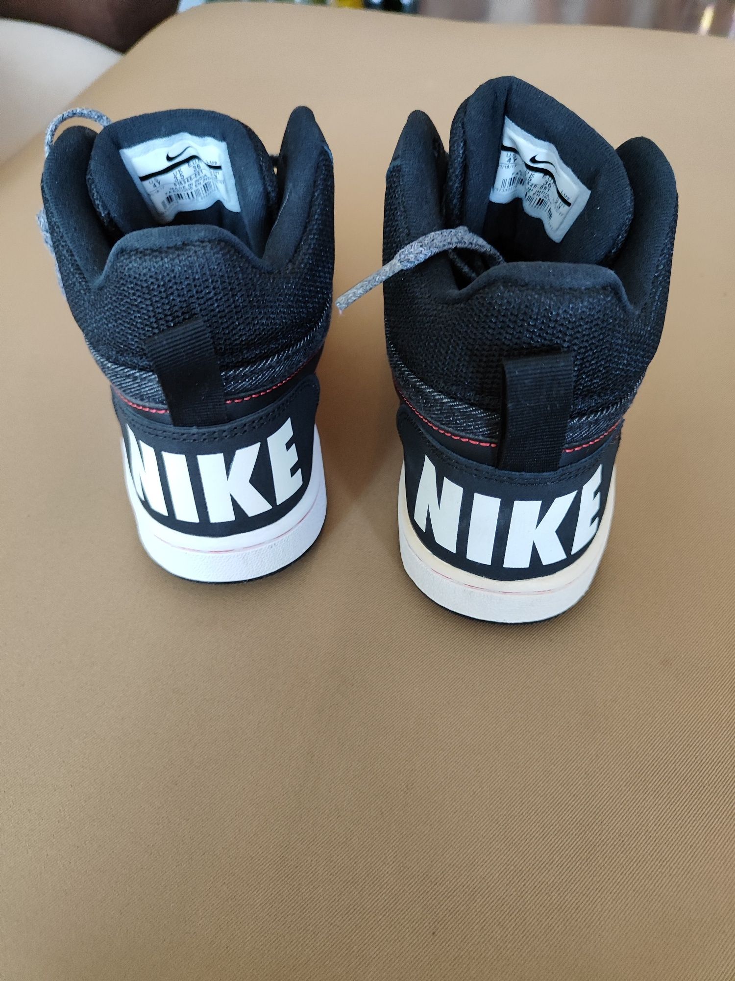 Дамски кецове nike