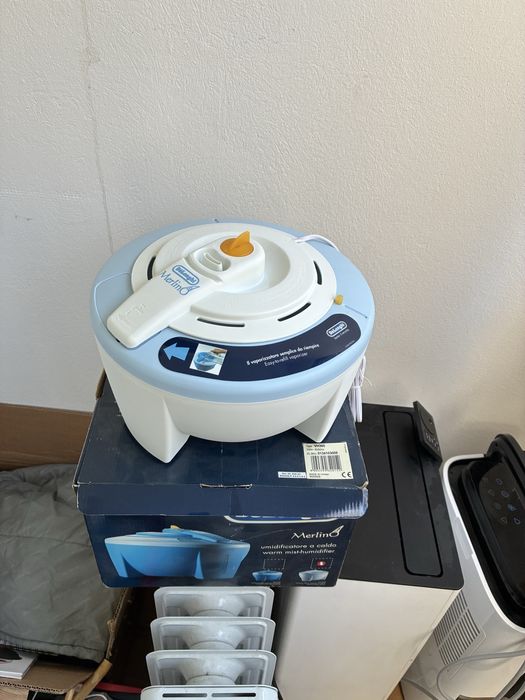 Umidificator Delonghi Merlino VH300 4.5 Litri 400W Albastru