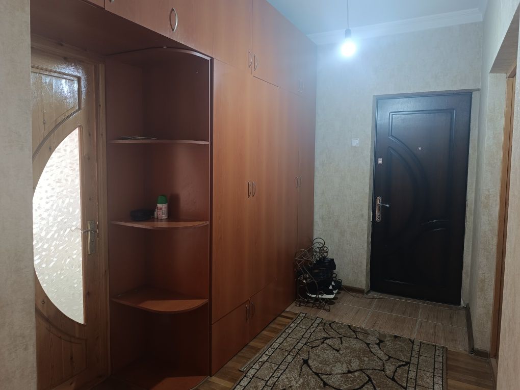 Yunusobod 14 kv, 4 xona uy sotiladi. Продается 4х комн кварт Юнусабад