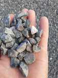 Piatra ornamentala negru albastrui diferite dimensiuni