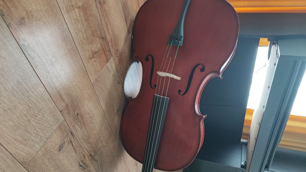 De vânzare violoncel 4/4 întreg