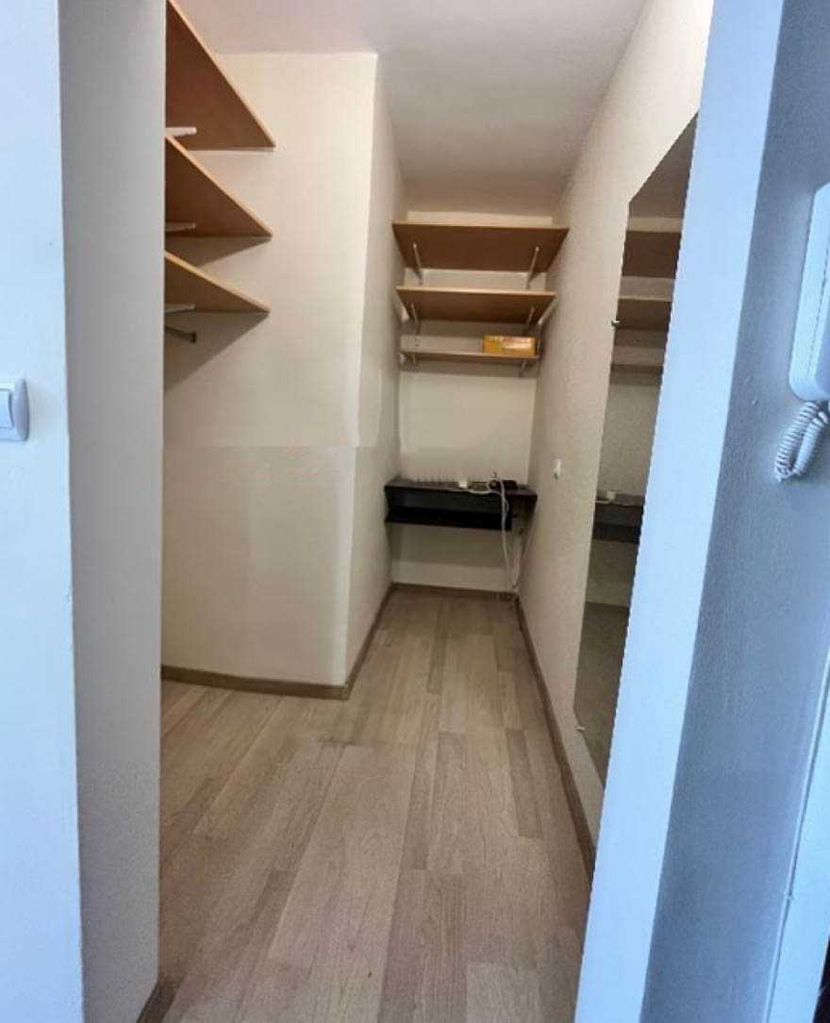 Дава се под наем Двустаен апартамент в София, Банишора - 52 кв.м за 415 € - Снимка #3