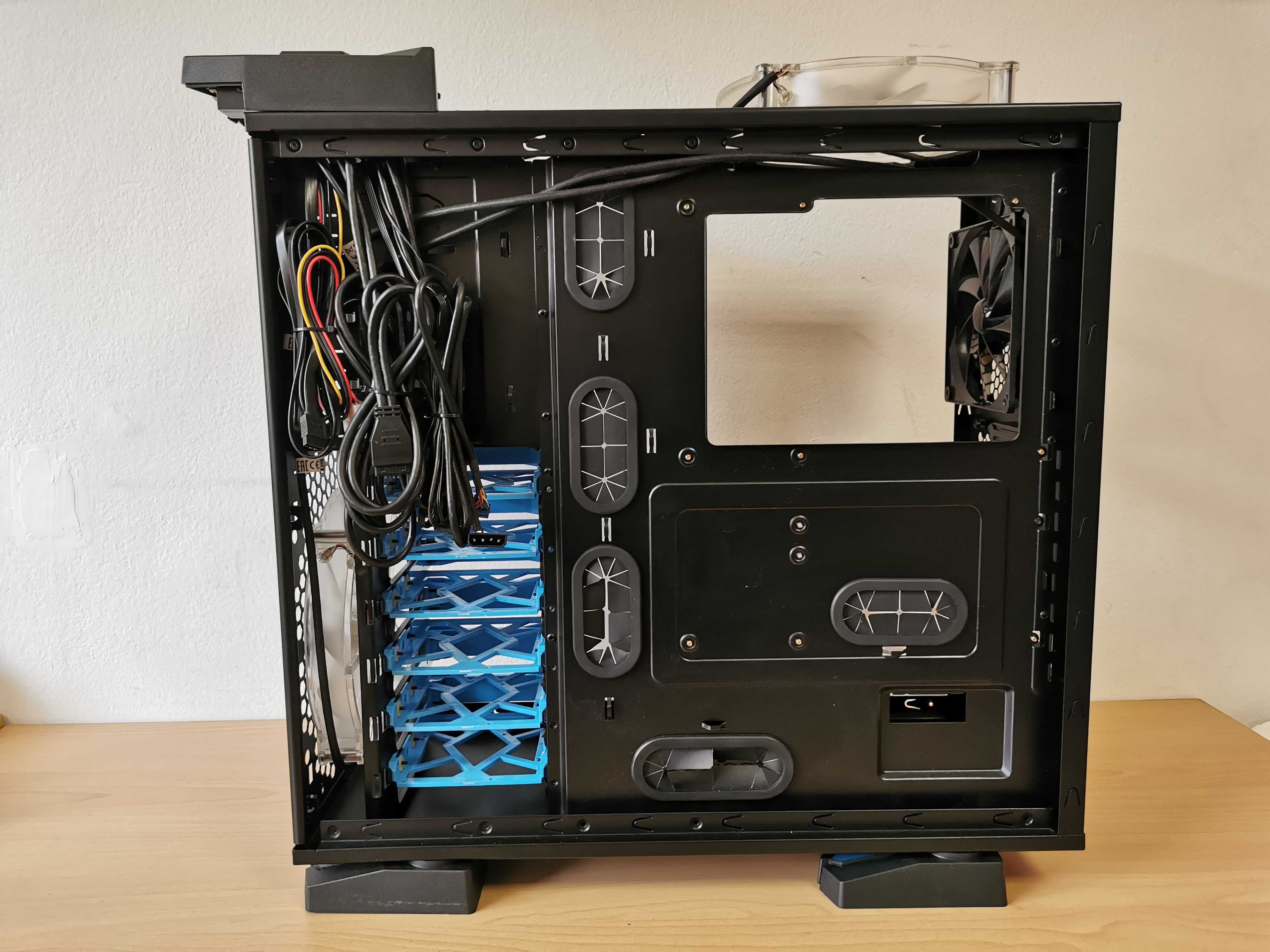 Thermaltake Chaser MK-1 Full Tower кутия за компютър