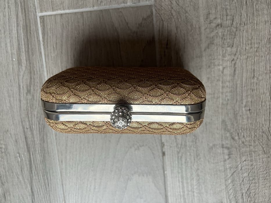 Poșetă Clutch aurie