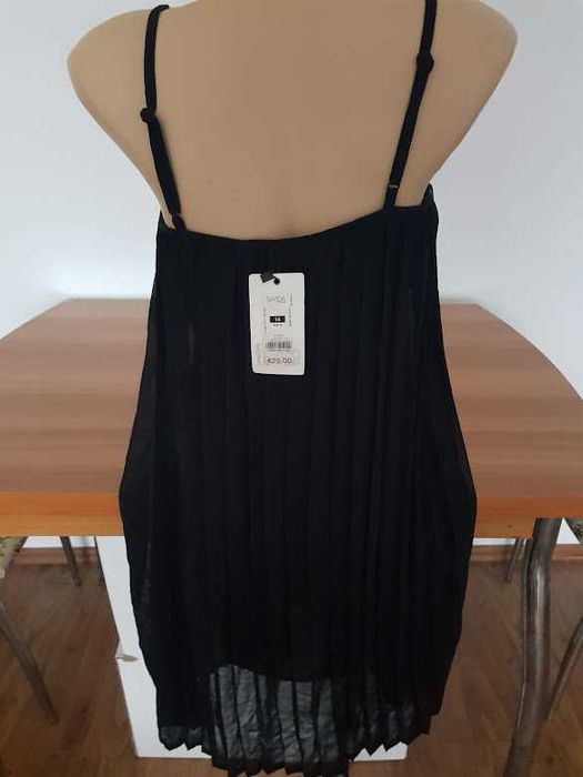 5 Rochii noi,marimea M si un Top Zara cadou,NOI,toate la 60 lei