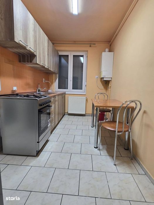 Apartament de inchiriat - Zona centrala !!