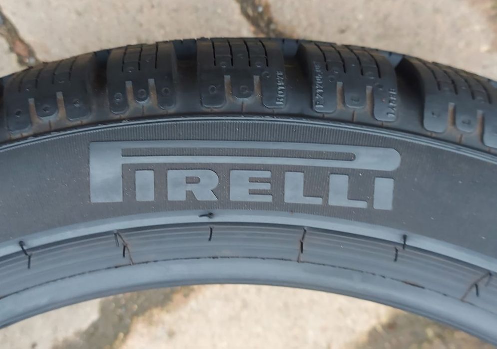 Set 2buc 205/45 R17 88H XL Pirelli Sotto Zero Winter 210 seria² M+S ia