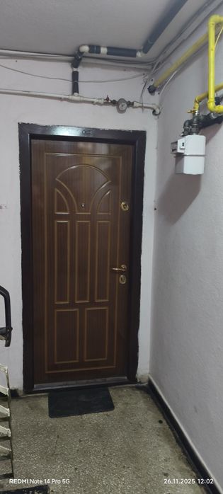 Vând apartament 3 camere