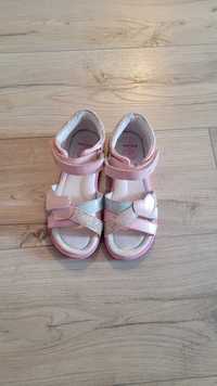 Sandale roz  DD STEP , mărimea 32