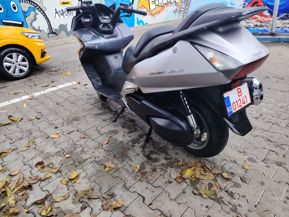 Honda Silver Wing 600