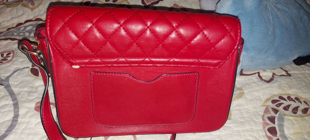 Geanta de umăr, roșie, cu fermoar