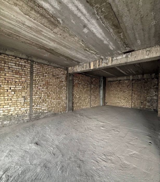 Срочно Продается квартира  ЖК «Барокко 4/10/10 110м2 коробка