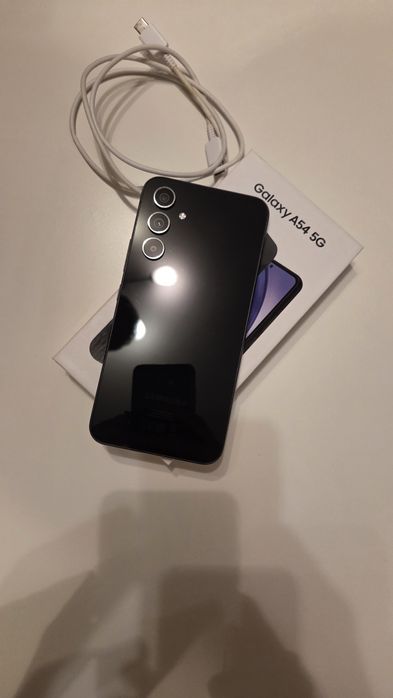 Samsung a54 128GB 8GB RAM