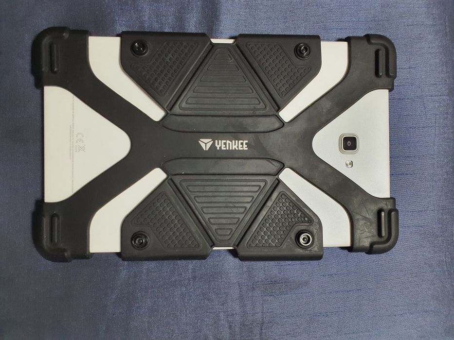 Vând tabletă Samsung Tab A6 T585