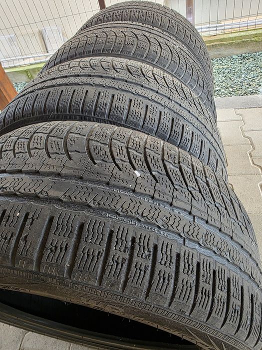 Anvelope iarna, 245 45 R 18, Nokian.