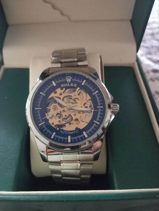 Часы наручные...