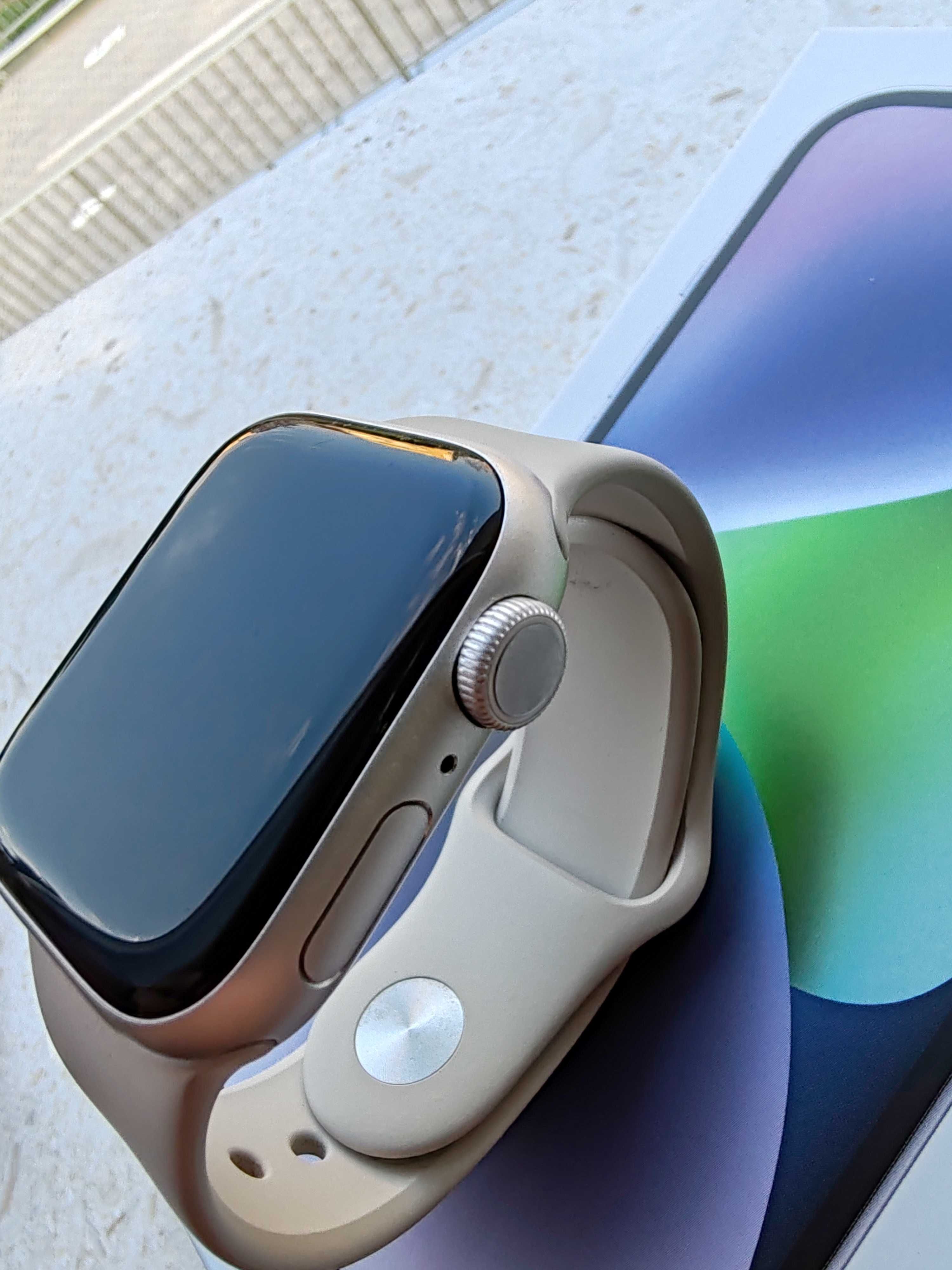 Часовник Apple 9 Като нов