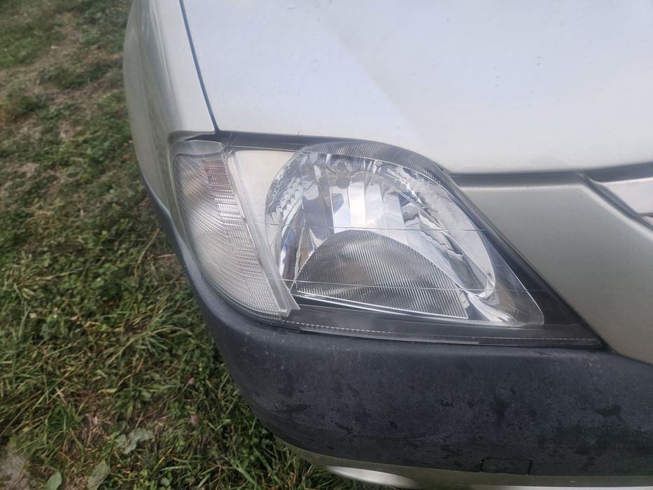 Faruri logan originale