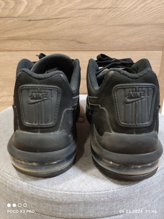 Маратонки NIKE AIR MAX LTD 3