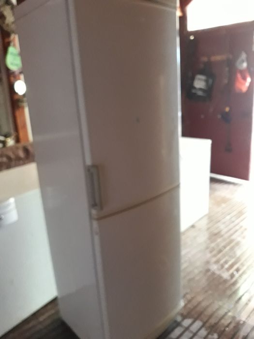 Combină frigorifică marca Gorje preț.520 lei foarte silentionosă