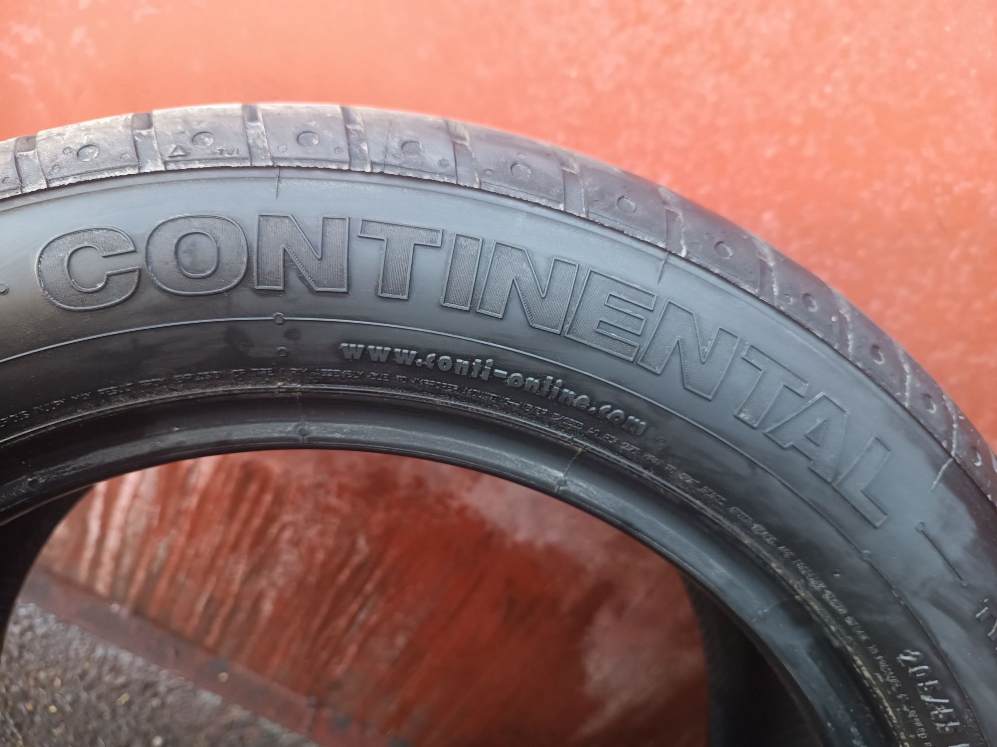 205/55/16 Continental
