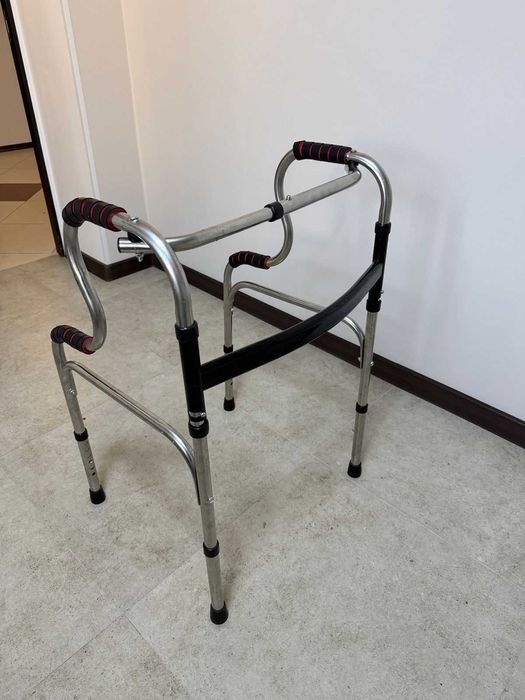 Ходунки для взрослых двухуровневые