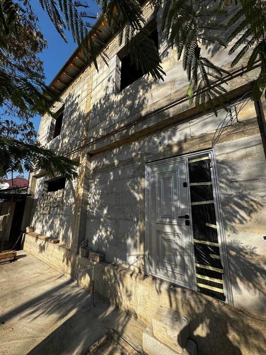 Дом 1.7 соток 4 комн. 2х этажный. Шумиловский городок. Ул. Ош. 125м2