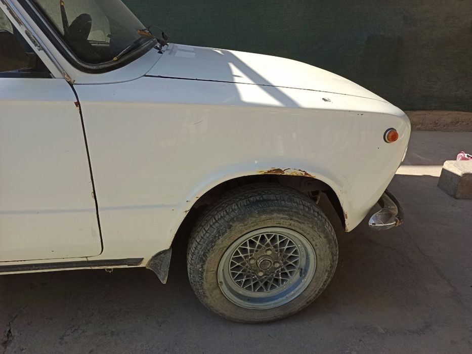 Vaz 21011  sotiladii