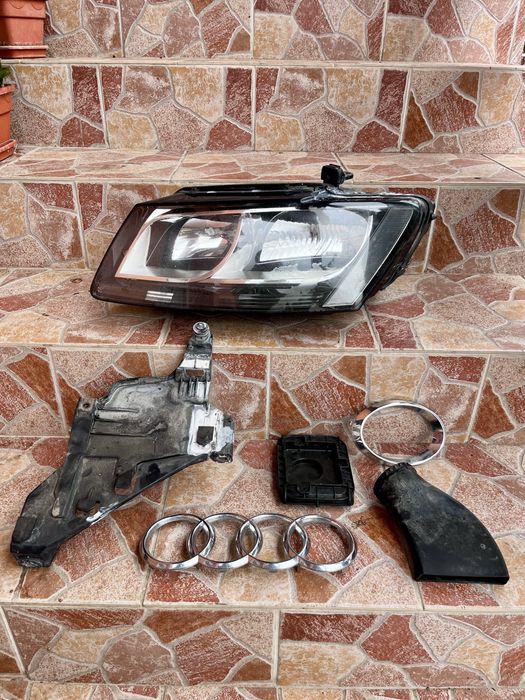 Far stanga Audi Q5 2013 si ornamente