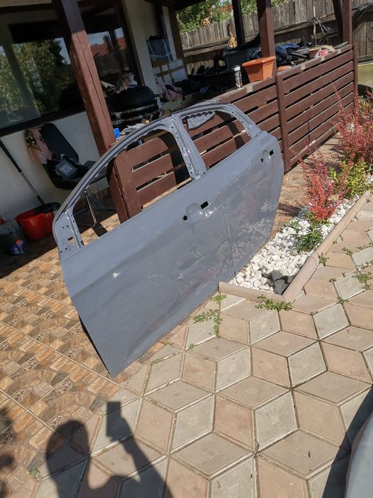 Ușă uși stânga față spate ford focus 3