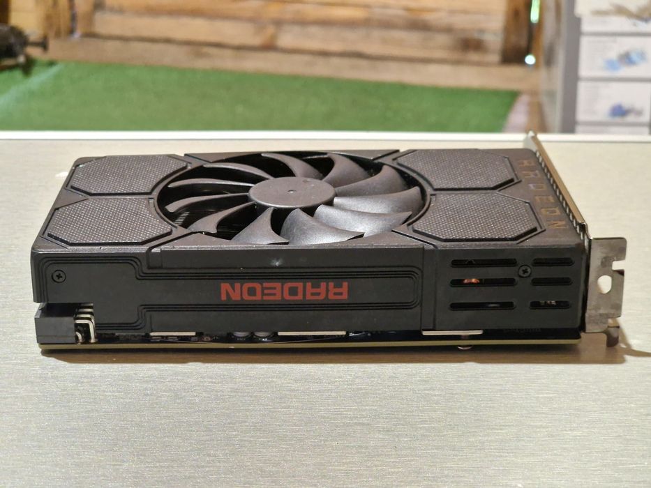 Placa video AMD Radeon rx5500