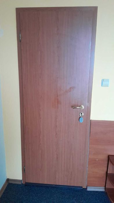 Интериорни врати