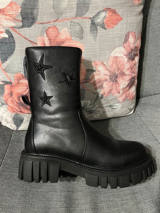 Чисто нови боти 38 номер