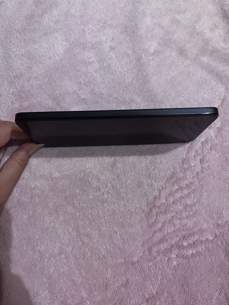 Huawei Nova Y90 sub 2 ani de folosire