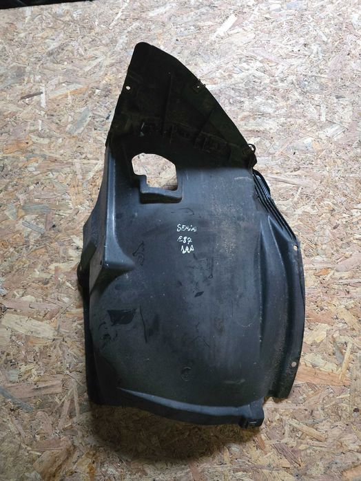 Carenaj dreapta fata BMW Seria 1 E87