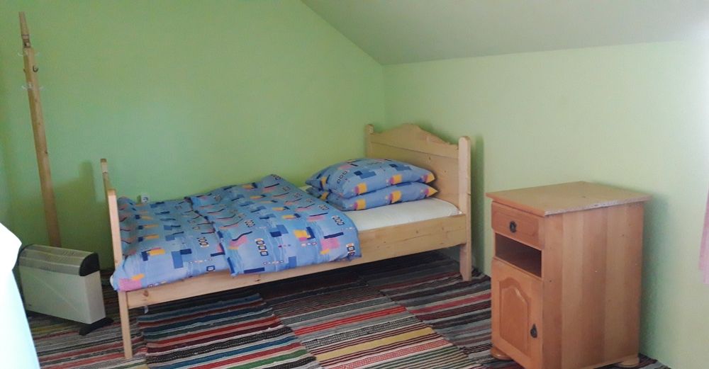 Cabana de închiriat