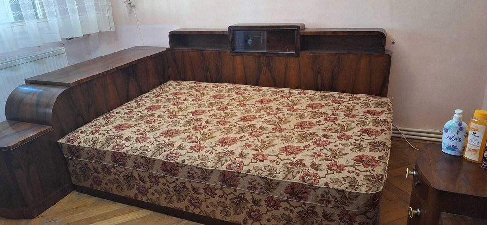 Set mobilier vitange sufragerie și dormitor