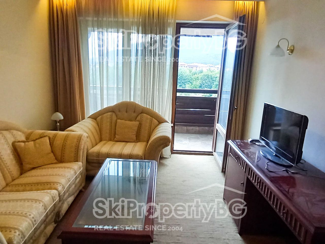 Продава се Двустаен апартамент в Банско - 70 кв.м за 929 €/кв.м - Снимка #2