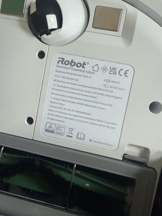 Aspiratoare Robot Rowenta Xplorer si Romba combo