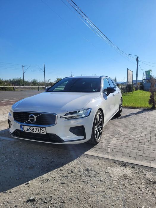 Volvo V60 Vând Volvo V60 D3 AWD R design