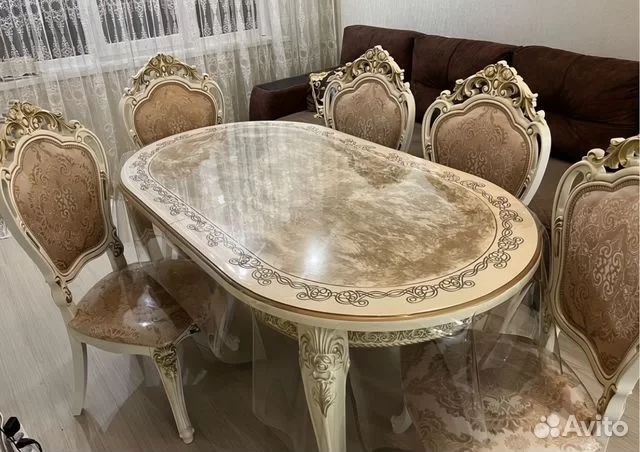 Стол, стулья  3 вид есть