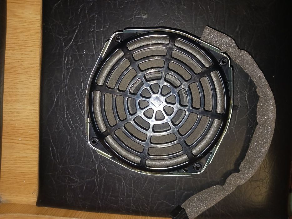 Subwoofer twetere a4 b8