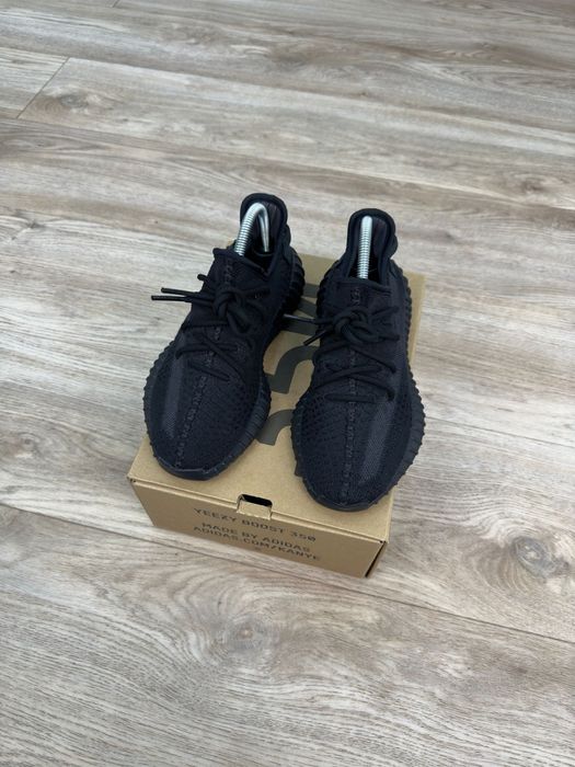 Yeezy Boost 350 v2 Onyx ,Originali100%