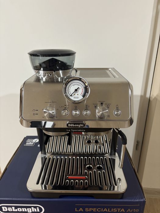 Кафемашина DeLonghi La Specialista EC9155 – Чисто нова