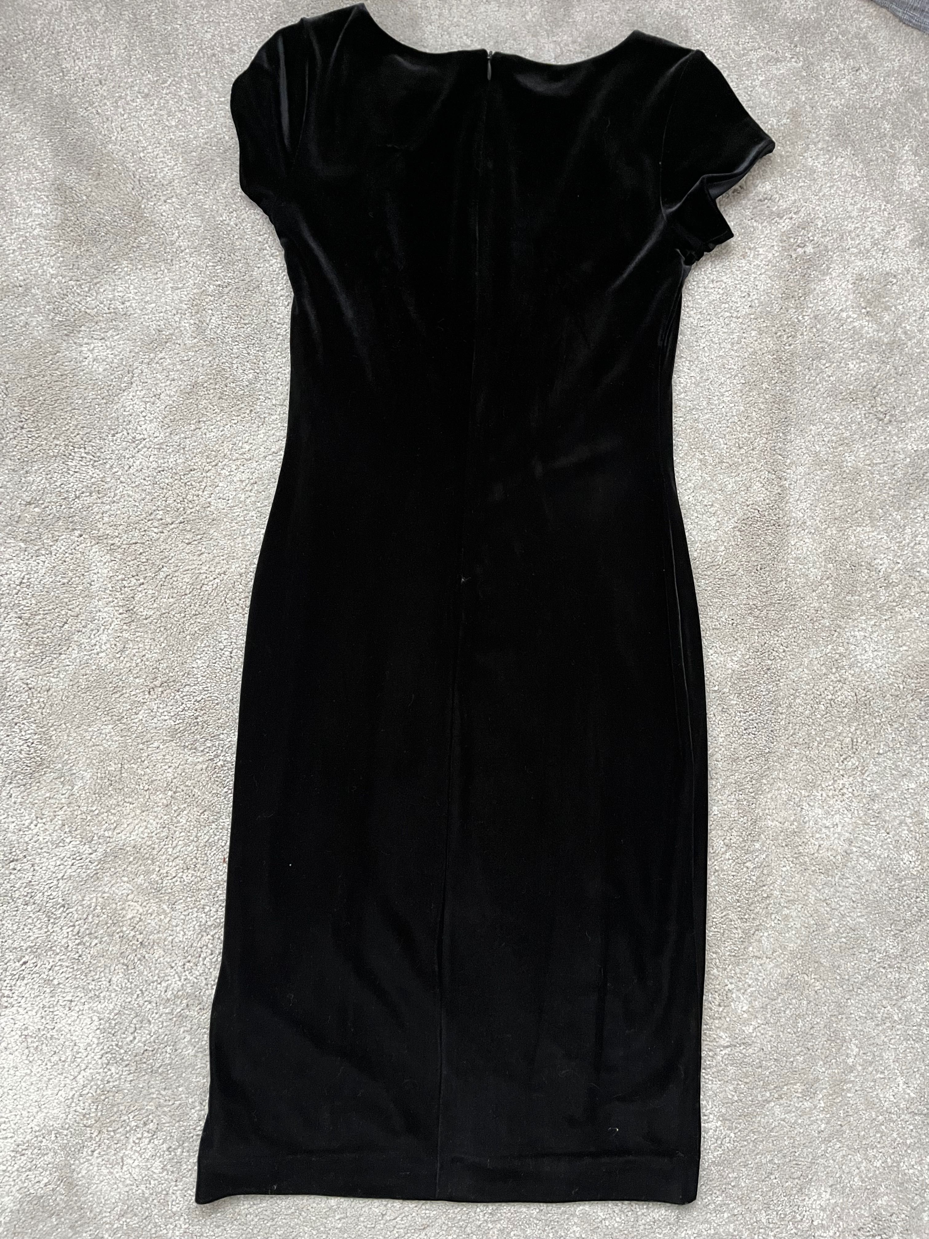 Rochie neagra de catifea cu paiete