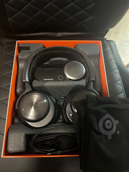 Гейминг слушалки SteelSeries - Arctis Nova Pro, черни