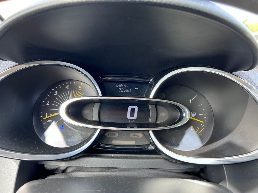 Renault Clio Editie limitata 1.5 diesel 166000km impecabil