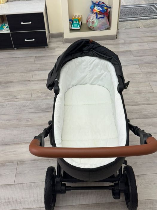 Коляска новая 3в1