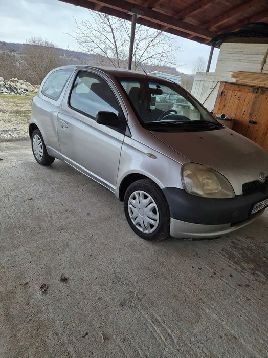 toyota yaris  auto